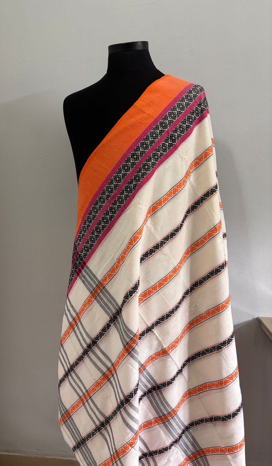 Rangini (रंगीनी) Bengal handloom dhaniakhali Saree striped pattern DHA03