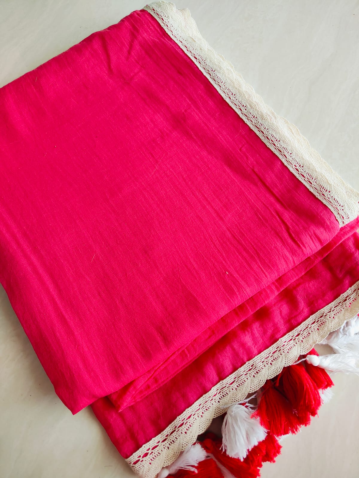 Viharika Flowy lace: pink